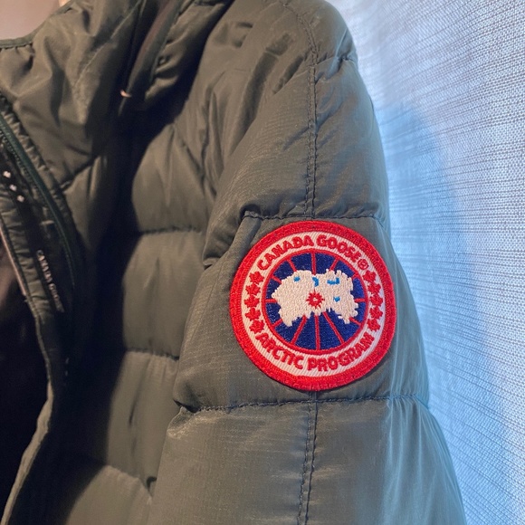 Canada Goose Jackets & Blazers - CANADA GOOSE Women's Brookvale Hooded Down Coat